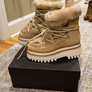 New Paloma Barcelona boots